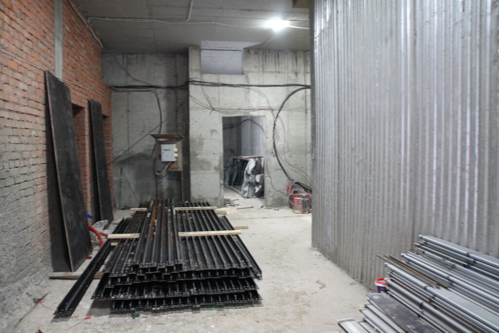 Во всех корпусах проблемного ЖК «Академ Палас» завершен монтаж пожарного водопровода